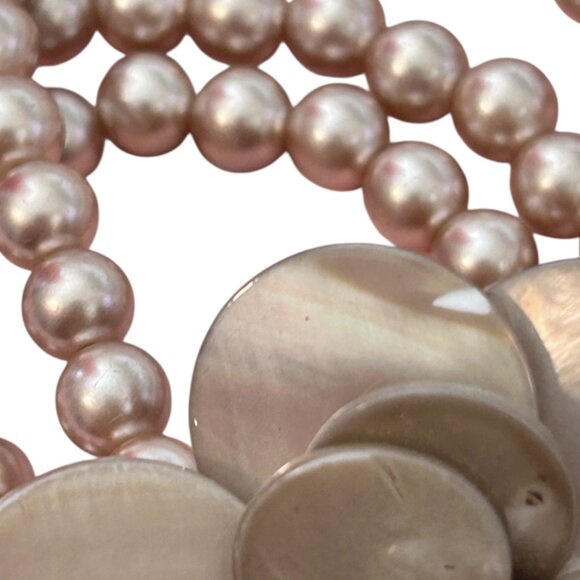 Floral & Creamy Pearl Multiple Strand Stretch Bracelet Statement Piece Elegant - Picture 4 of 4